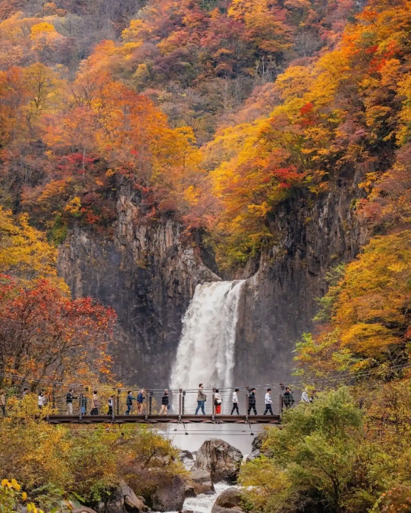 Things to do in Myoko - Naena-taki Waterfalls