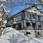 myoko self contained woodland lodge