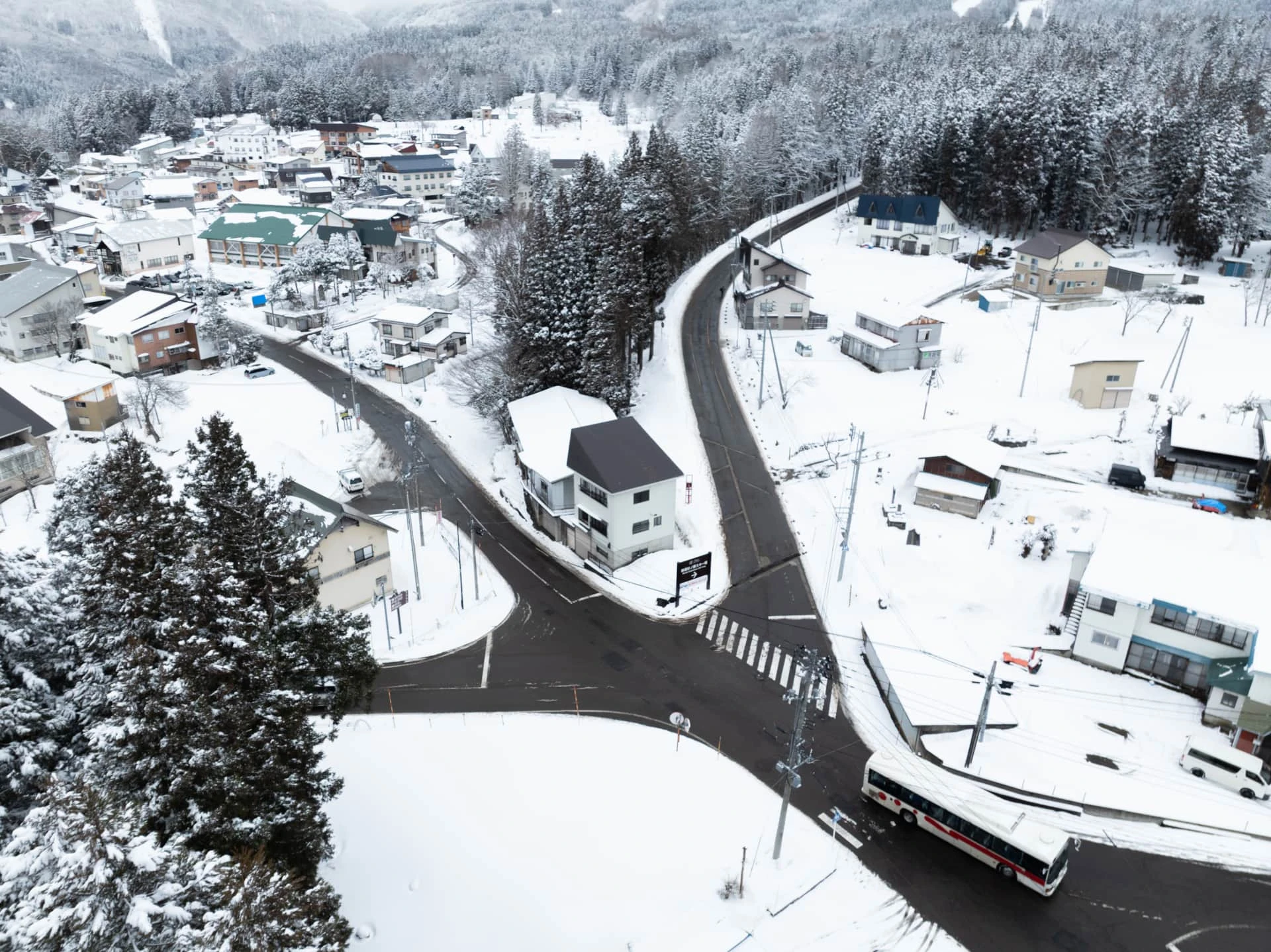 Location, sugi crossroads myoko, myoko suginohara self contained, Suginohara hotels, Myoko Suginohara accommodation, Hotels in Suginohara